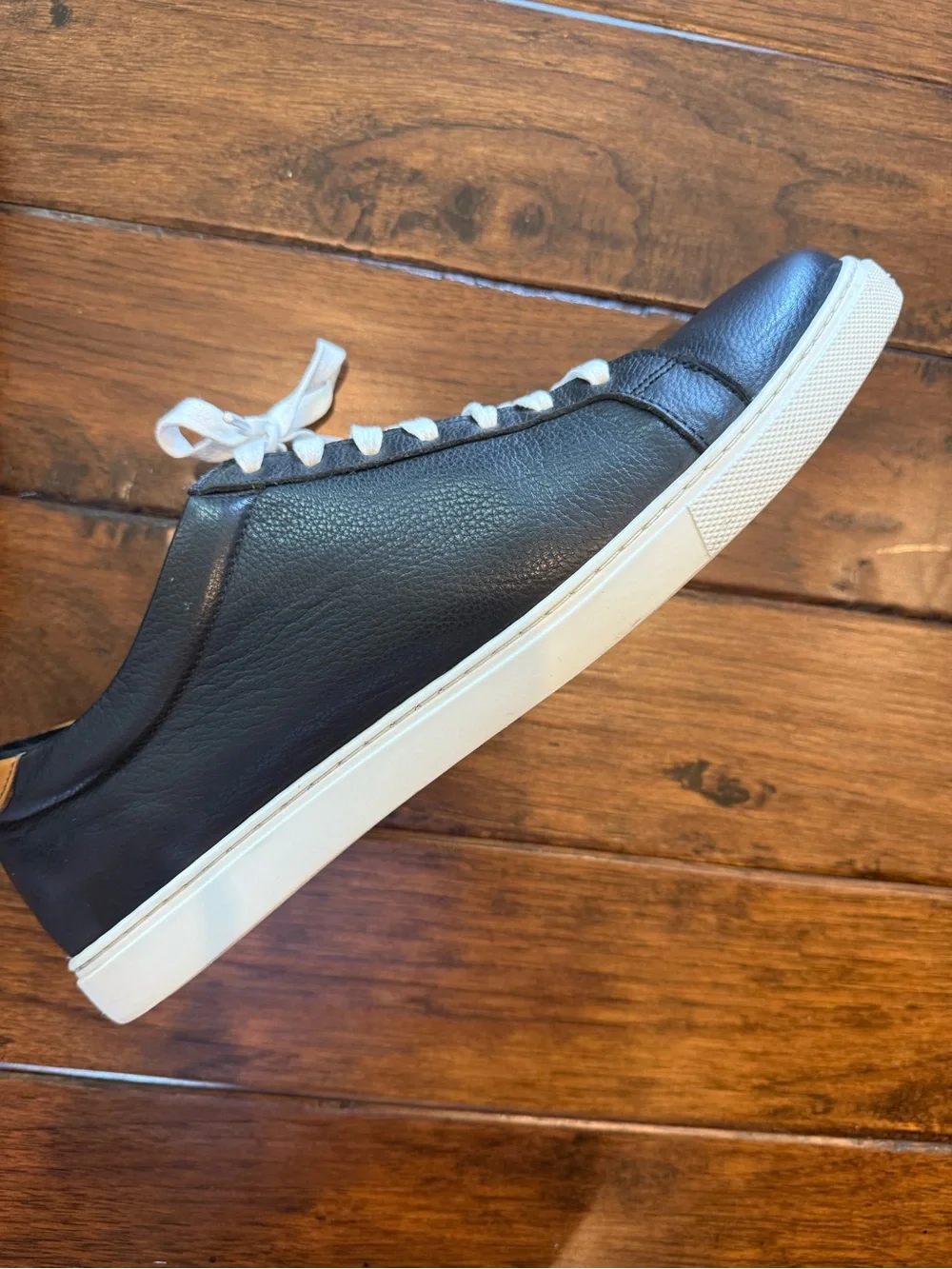 Allen Edmonds Men’s Courtside Black Leather Sneakers